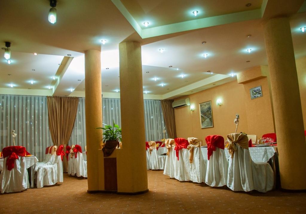 Hotel Cristal Cluj-Napoca Eksteriør bilde