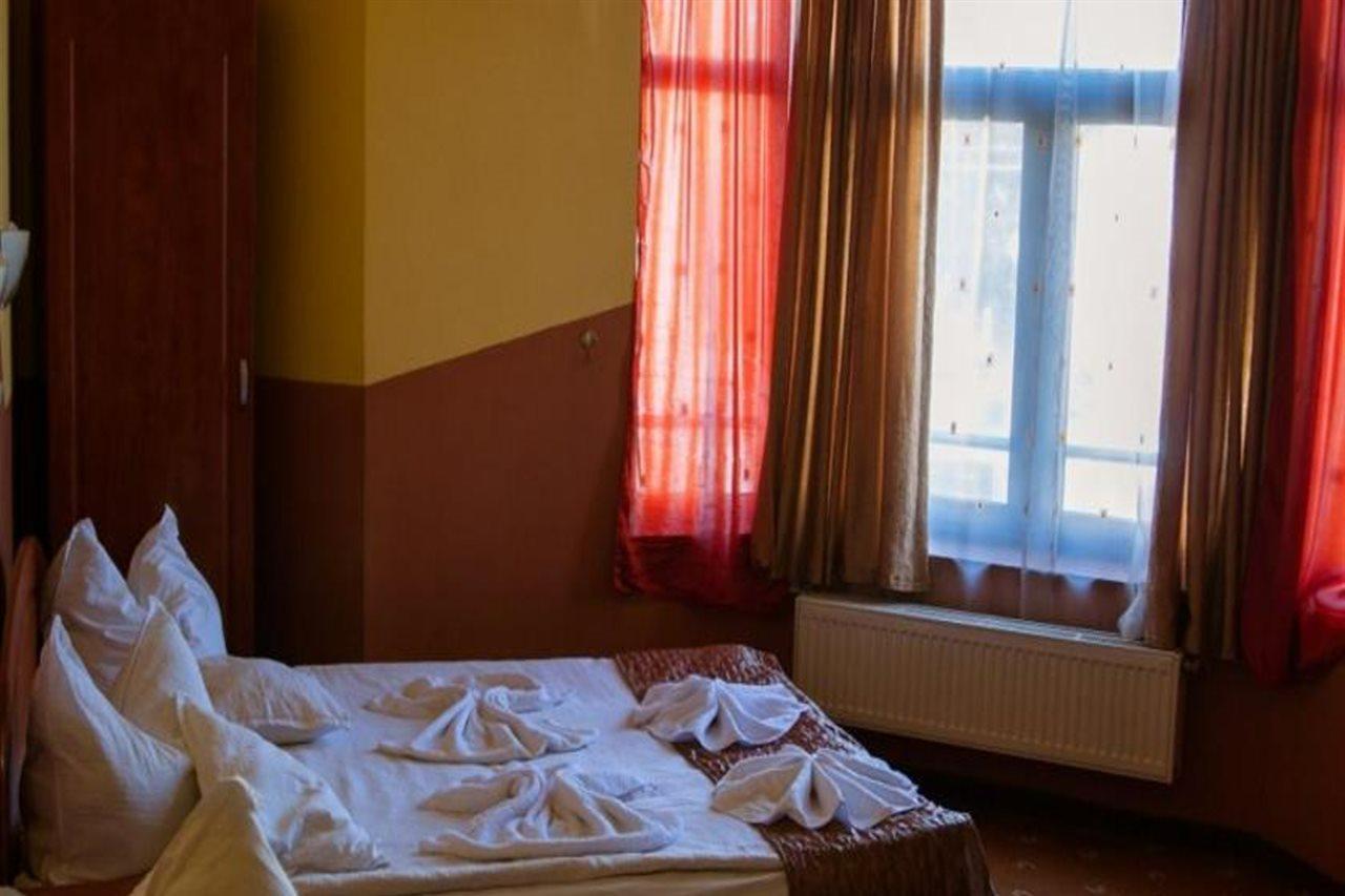 Hotel Cristal Cluj-Napoca Eksteriør bilde
