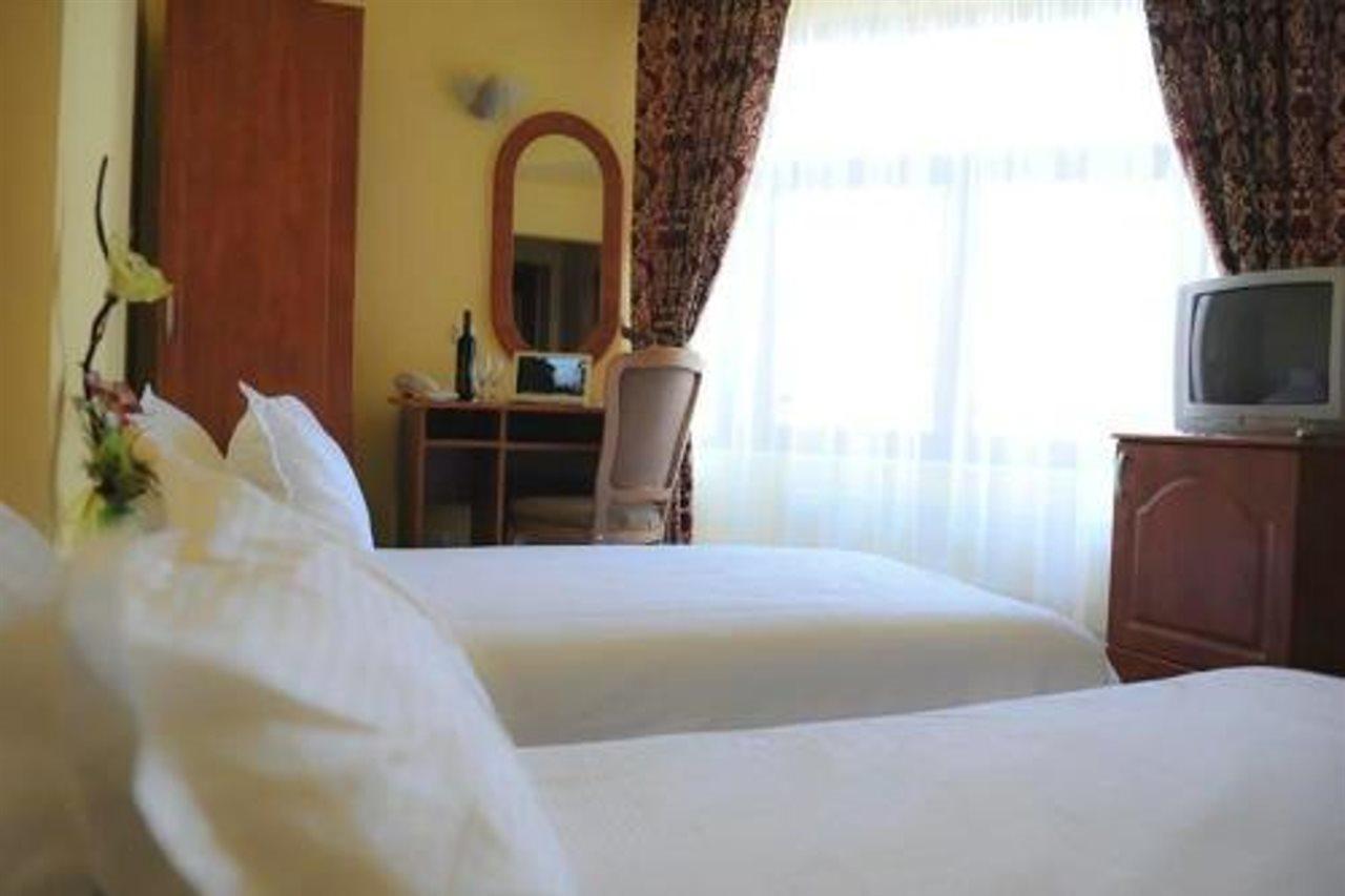 Hotel Cristal Cluj-Napoca Eksteriør bilde