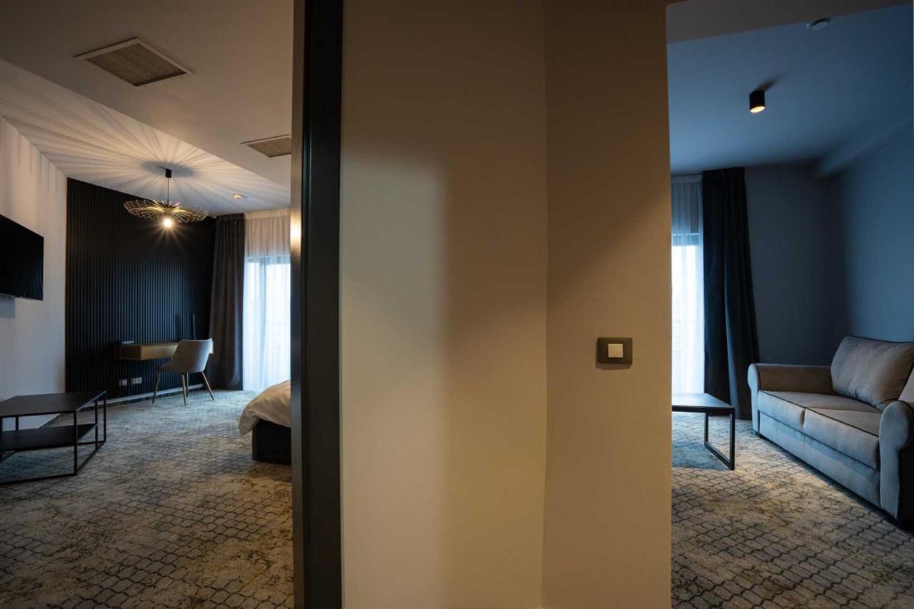 Hotel Cristal Cluj-Napoca Eksteriør bilde