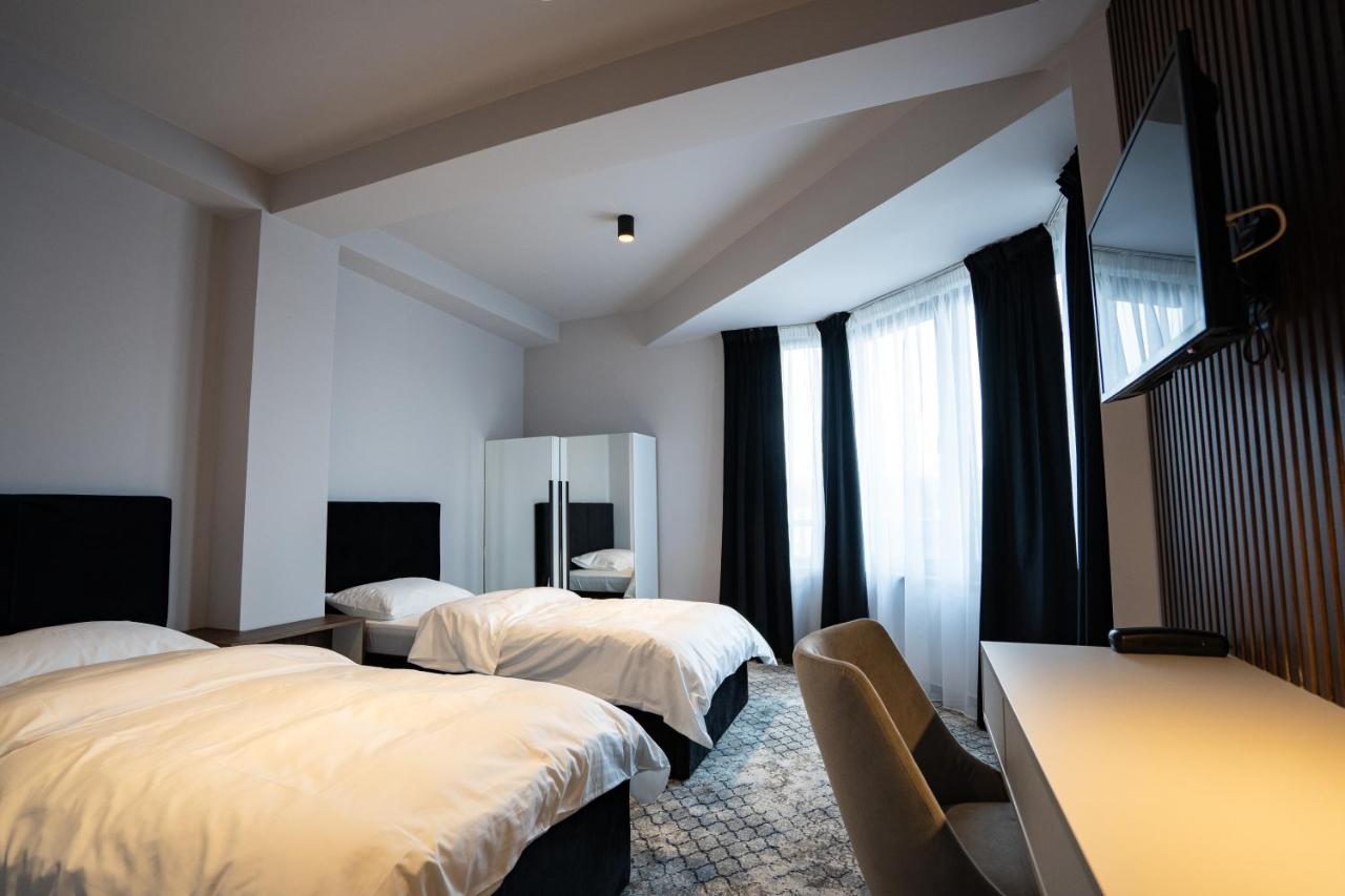 Hotel Cristal Cluj-Napoca Eksteriør bilde