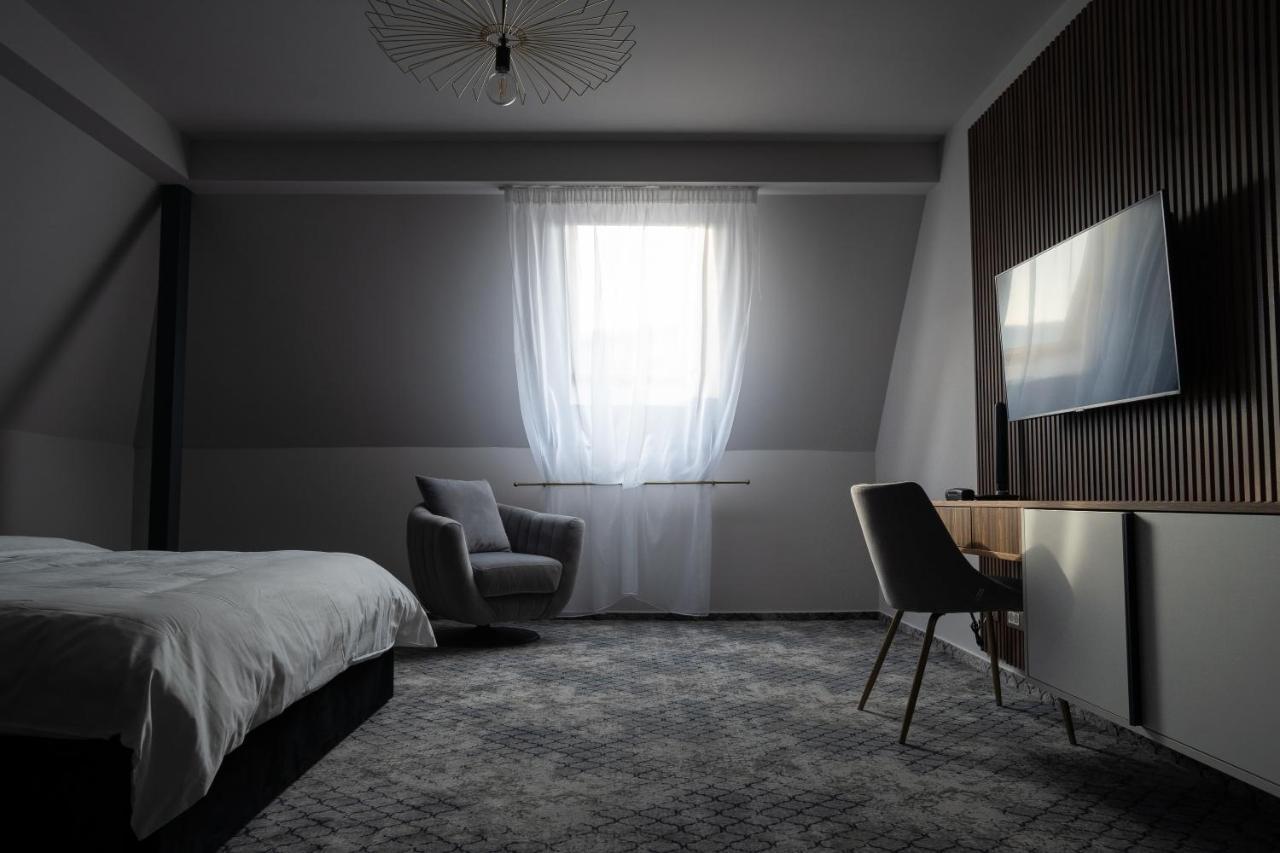 Hotel Cristal Cluj-Napoca Eksteriør bilde
